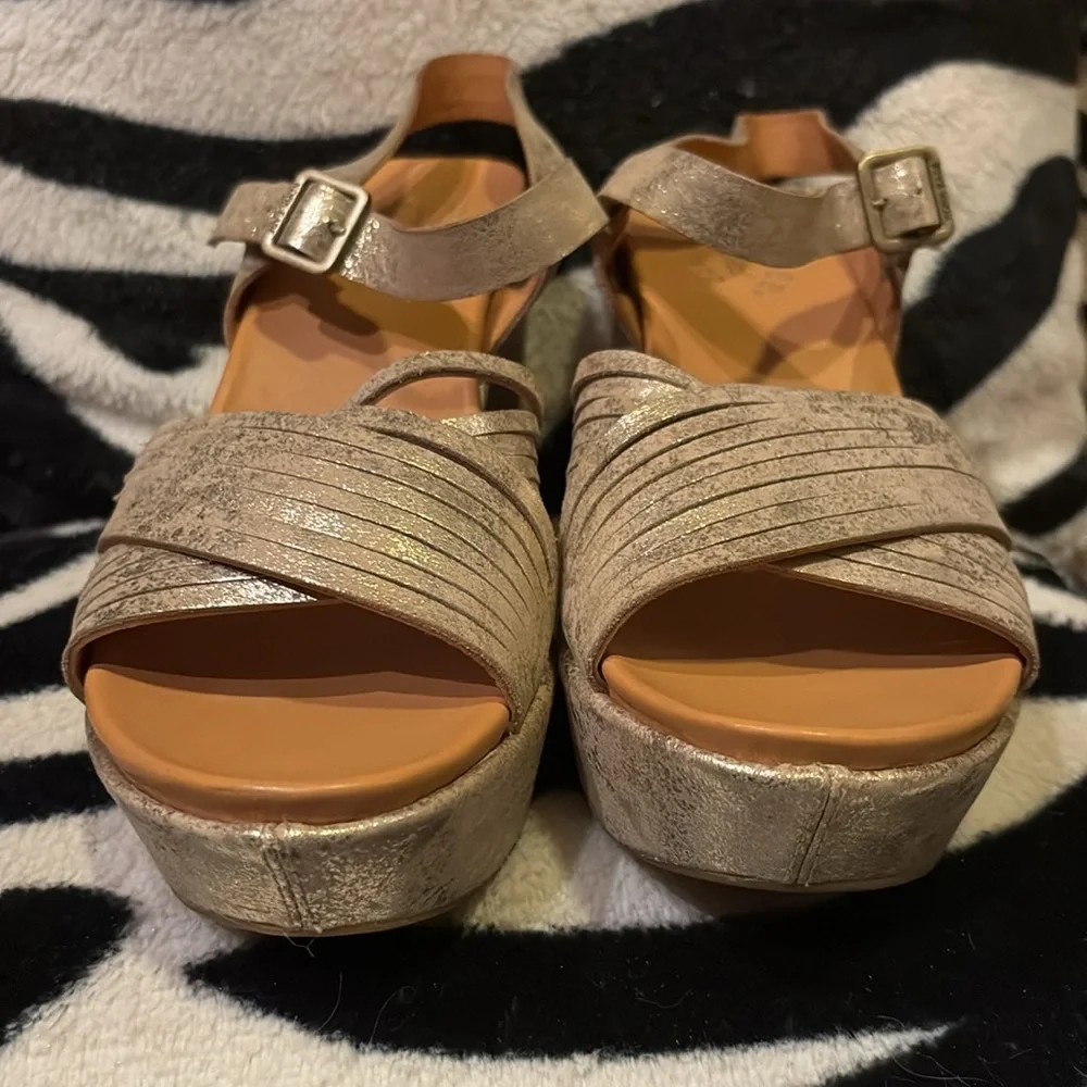Kork-Ease Metallic Gold Platform Sandals